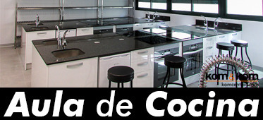 Aula de Hostelería con 12 cocinas | Colegio de primaria y secundaria