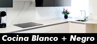 Cocina Pequeña Moderna en L | Blanco, Negro e Inox